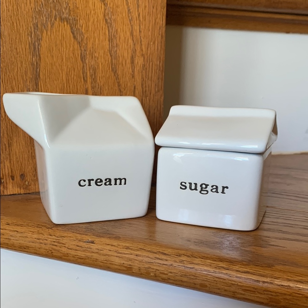 Modern White Ceramic Cream and Sugar Set